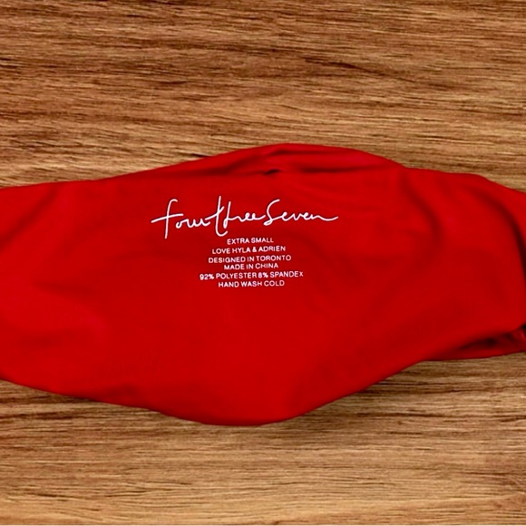 437 Four Three Seven Aubrey Bandeau Bikini Top Red XS - Picture 3 of 3